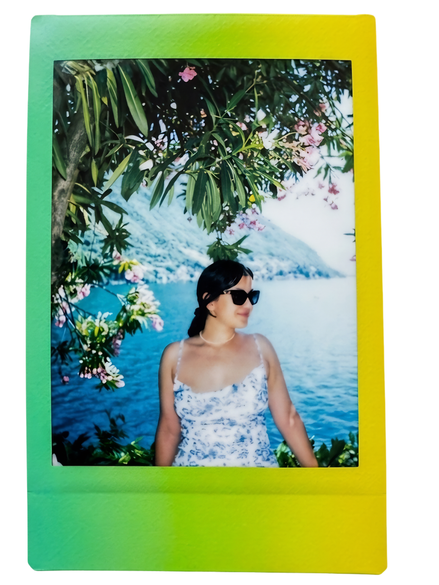 Dameli under an olive tree by an Italian lake